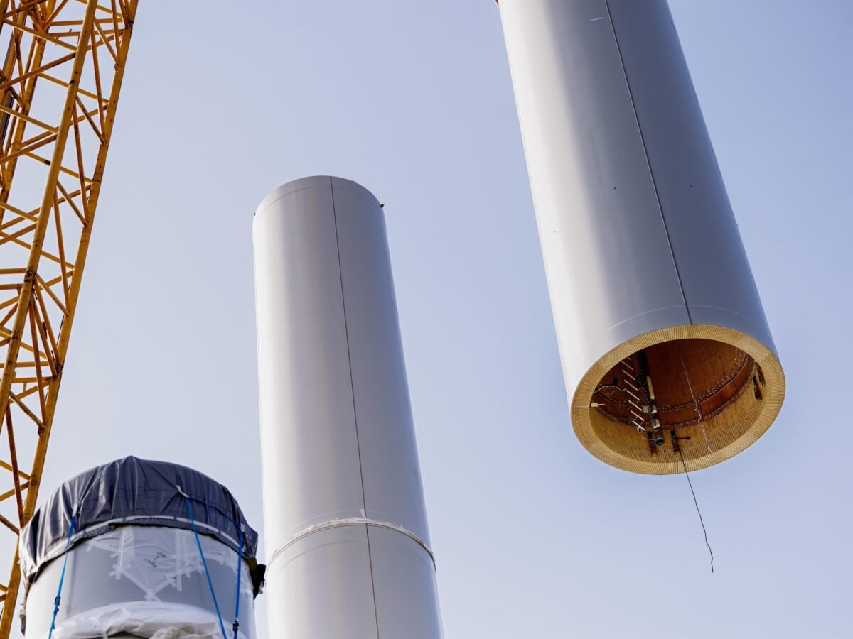 Saudi Arabia’s Al Yamamah Steel secures $18.31 million contracts to supply steel wind towers