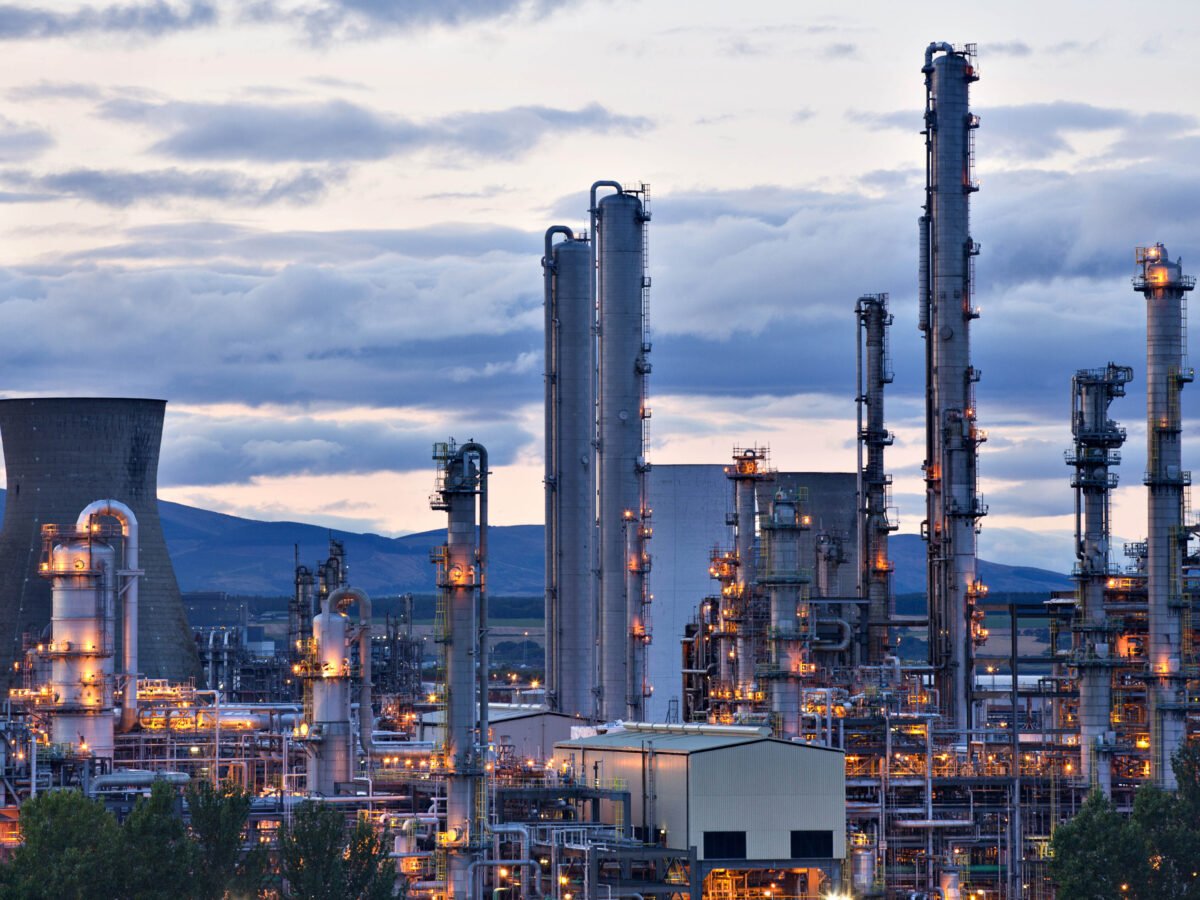 Advances in chemistry could accelerate industrial carbon capture, new study reveals